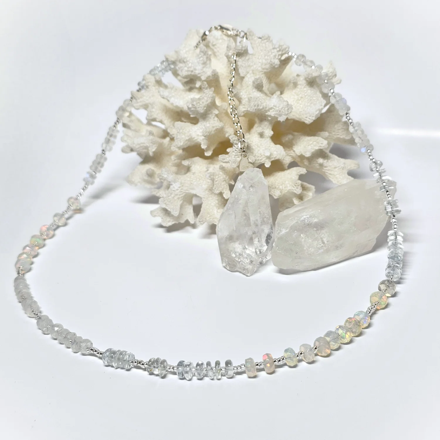 Naszyjnik "ETHERNAL MOON" (opal etiopski, topaz, kamień księżycowy)