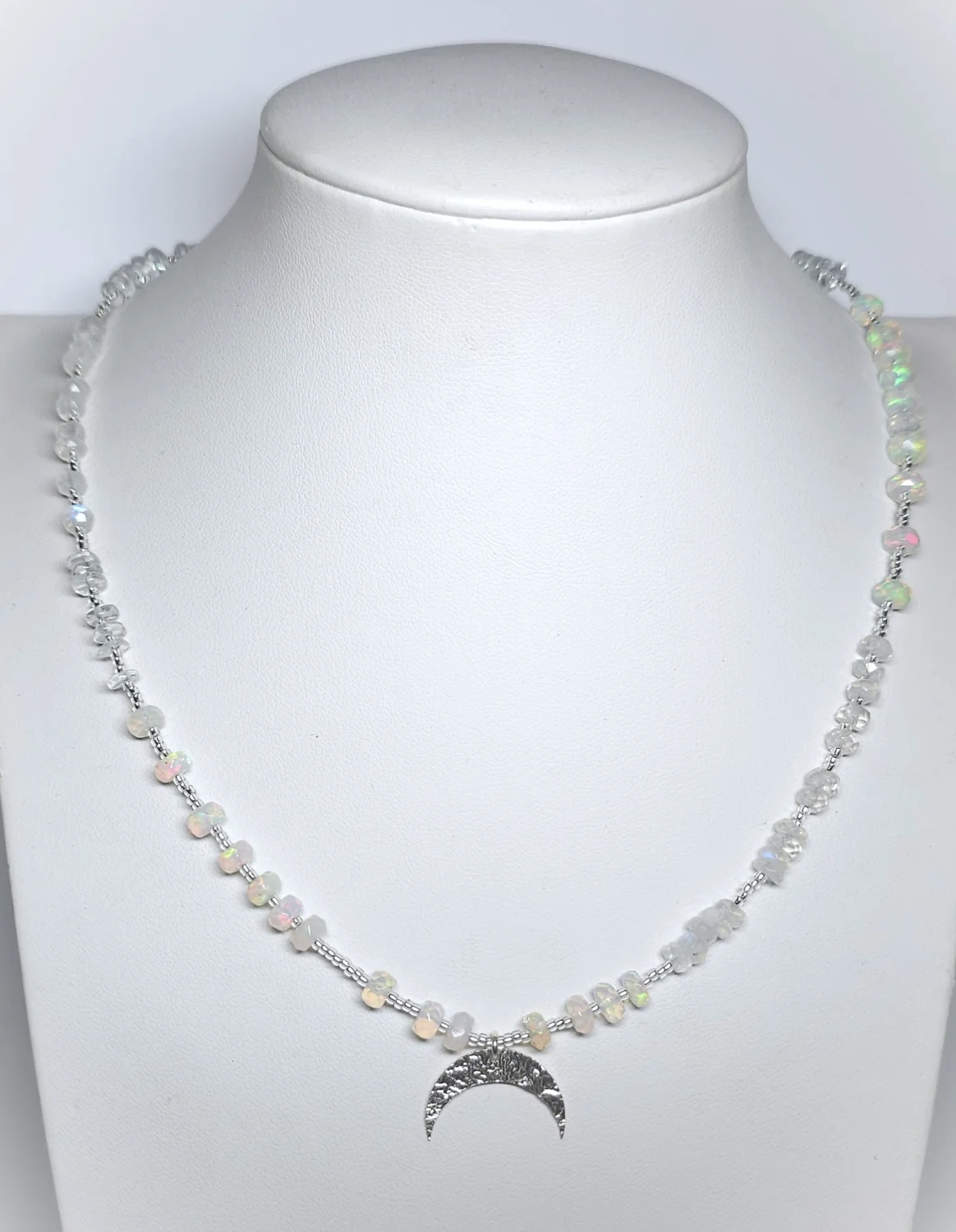 Naszyjnik "STARLIGHT OPAL" (opal etiopski, topaz, kamień księżycowy)